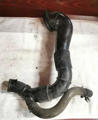 Intercooler hose/pipe