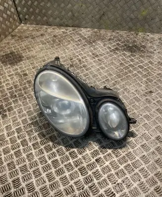 Mercedes-Benz E W211 Headlight/headlamp 2118201461 A2118201461