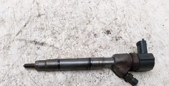 KIA Sportage Fuel injector 0092937112302 338002A800 0445110411