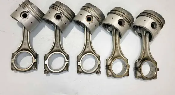 Mercedes-Benz W123 Piston with connecting rod 