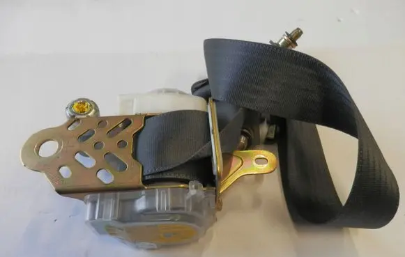 Lexus IS 220D-250-350 Seat belt trim 791nbgtr