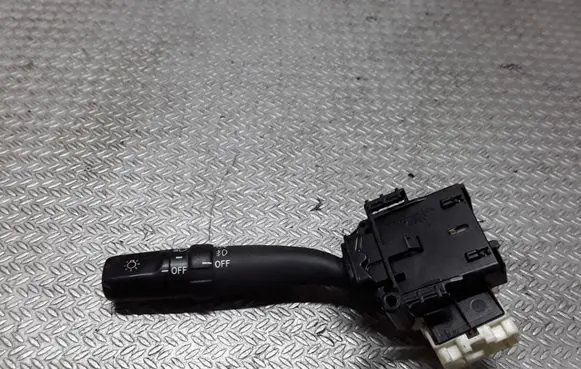 Toyota Corolla Verso E121 Indicator stalk 173650