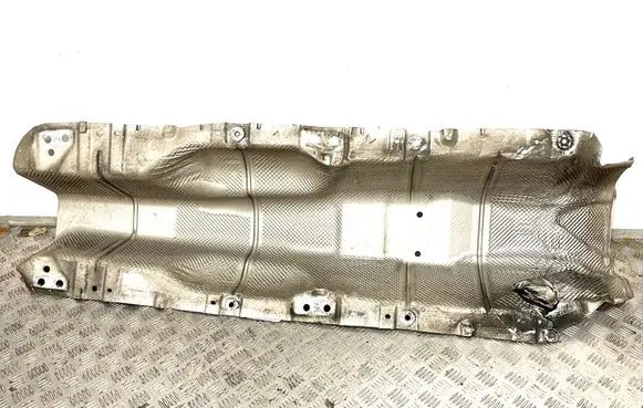 Volkswagen Golf VI Exhaust heat shield 823635