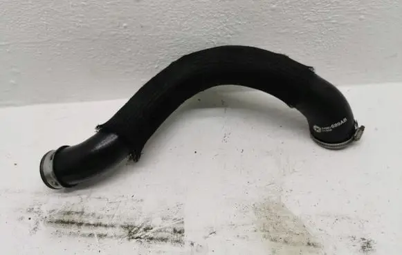 Chrysler 300C Intercooler hose/pipe 04861689AB