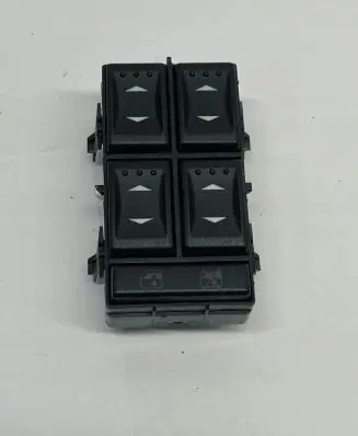 Ford Mondeo Mk III Electric window control switch 03163453