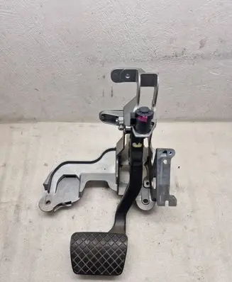 Audi A8 S8 D4 4H Brake pedal 4G1723117