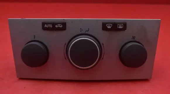 Opel Zafira B Climate control unit 13168099