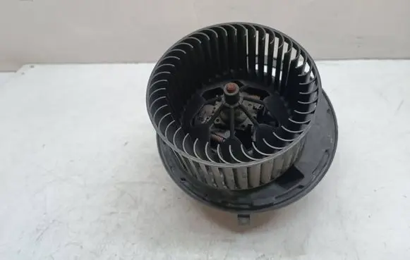 BMW 3 E90 E91 Heater fan/blower 6933663 6416933663