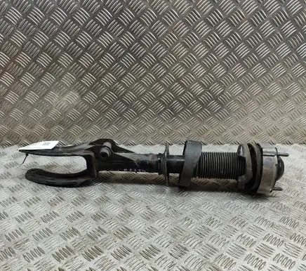 Volkswagen Touareg II Front shock absorber/damper 7P6413032AN