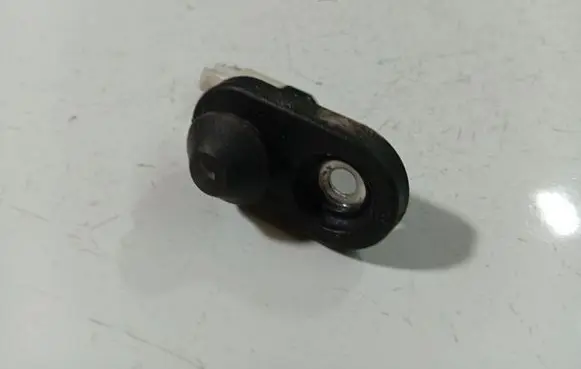 Lexus IS 220D-250-350 Front door sensor