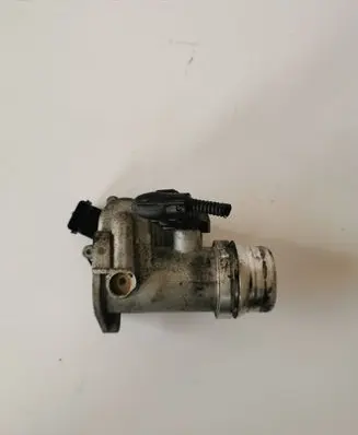 Renault Clio IV Throttle valve 161A09287R