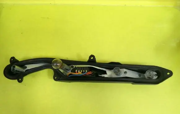 Fiat Marea Tail light bulb cover holder