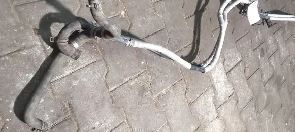 Volvo V60 Engine coolant pipe/hose 31319021 31319038