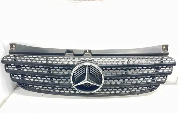 Mercedes-Benz Vito Viano W639 Front bumper upper radiator grill A6398800185