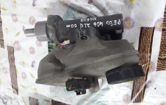 Peugeot 406 Master brake cylinder