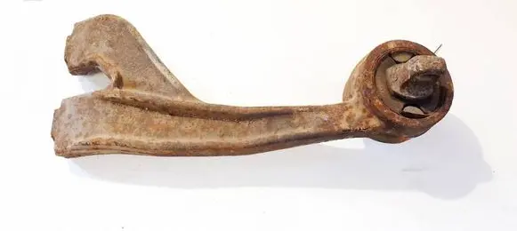Engine mount bracket