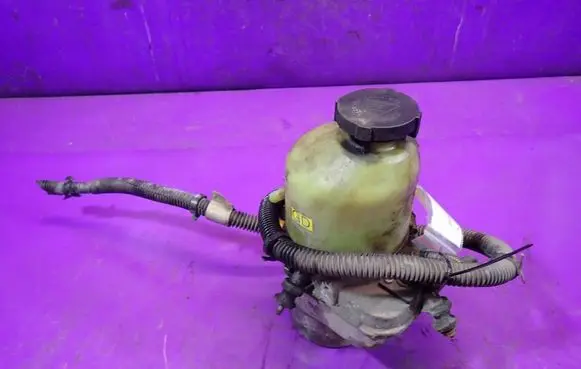 Opel Zafira A Power steering pump