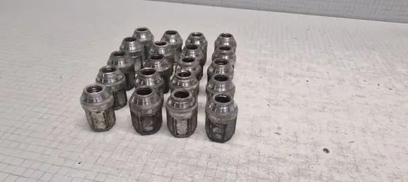 Mitsubishi Outlander Nuts/bolts 