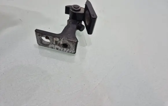 Porsche Macan (95B) Front door lower hinge 