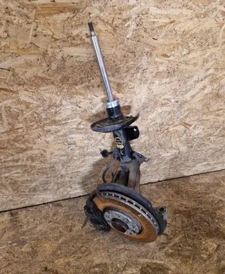Alfa Romeo Giulietta Front wheel hub spindle knuckle