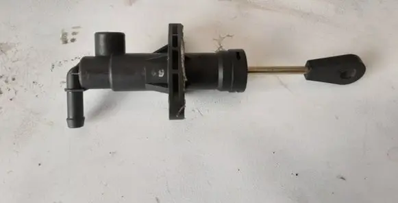 KIA Sportage Clutch master cylinder