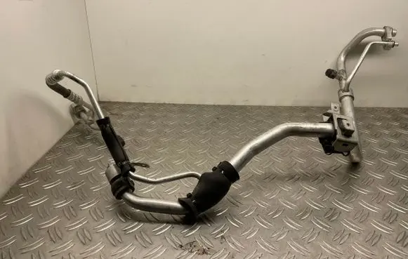 Ford C-MAX II Air conditioning (A/C) pipe/hose FV6H19E881AE