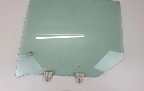 Renault Megane III Rear door window glass