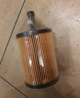 Volkswagen Touran I Oil filter cover EOF087 COMLINE