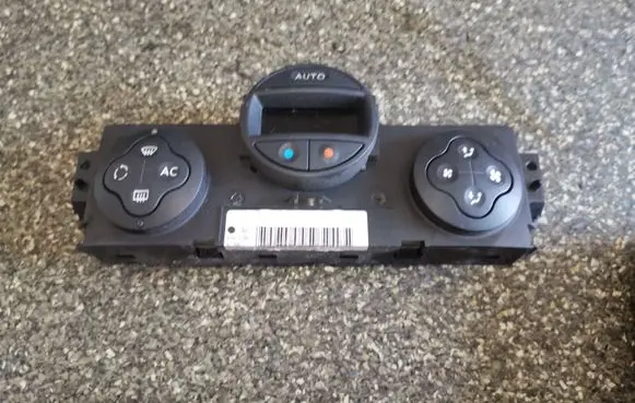 Renault Megane II Climate control unit 8200344840