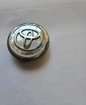 Toyota Corolla Verso AR10 Original wheel cap 426030F010