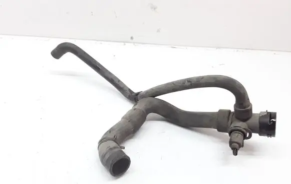 Audi A6 S6 C5 4B Engine coolant pipe/hose