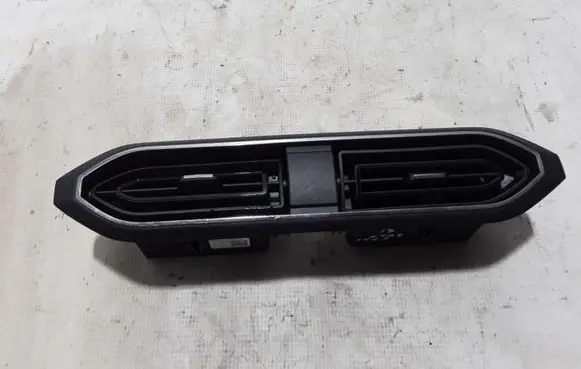 Dacia Sandero III Dash center air vent grill 687509018R