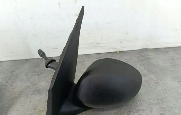 Peugeot 107 Front door electric wing mirror 