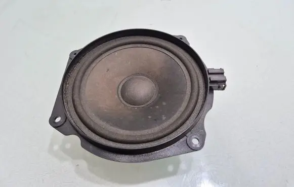 Mini One - Cooper Coupe R56 Front door speaker 