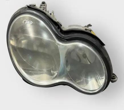 Mercedes-Benz C W203 Headlight/headlamp 0301166206 A2038203261