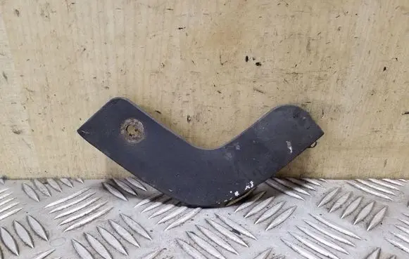 Toyota Corolla Verso AR10 Front mudguard 