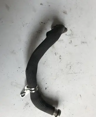 Land Rover Discovery 4 - LR4 EGR valve line/pipe/hose 9X2QH449FA H449FA 9X2Q