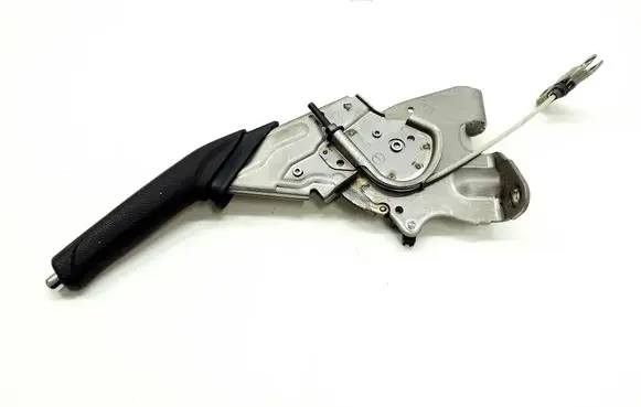 Toyota RAV 4 (XA40) Hand brake release handle 