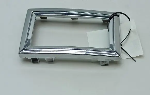 Chrysler 300 - 300C Gear shifter surround trim plastic 04595966A 48876A