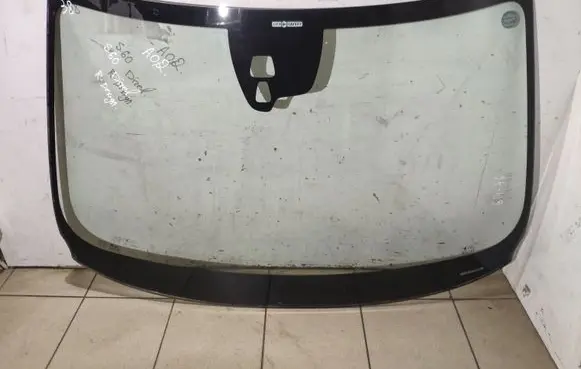 Volvo S60 Front windscreen/windshield window E643R00027 43R00027
