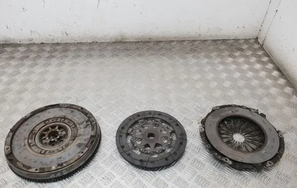 Ford Focus Clutch set kit 1864000330 3082090415 2294000660
