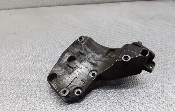 BMW 5 E39 A/C compressor mount bracket 2246146