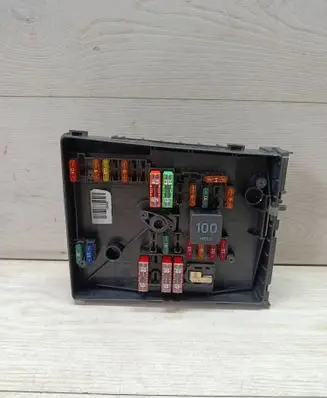 Audi A3 S3 A3 Sportback 8P Fuse box set 1K0937125D 017183073