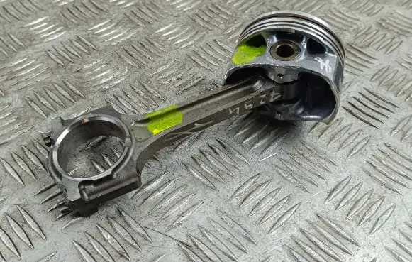Ford Ecosport Connecting rod/conrod 