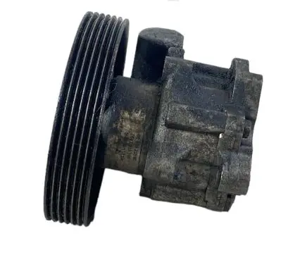 Peugeot 607 Power steering pump 9632876780