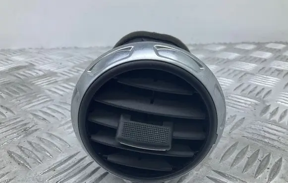 Audi TT TTS Mk2 Dash center air vent grill 8J0820901 8J0820901A 8J0820901B