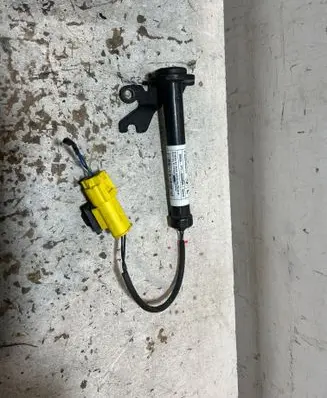 BMW 2 F44 Bonnet Pedestrian Airbag Actuator 7450943
