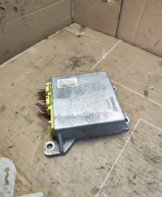 Mazda 6 Airbag control unit/module GJ6A57K30A 3326247 2E31A