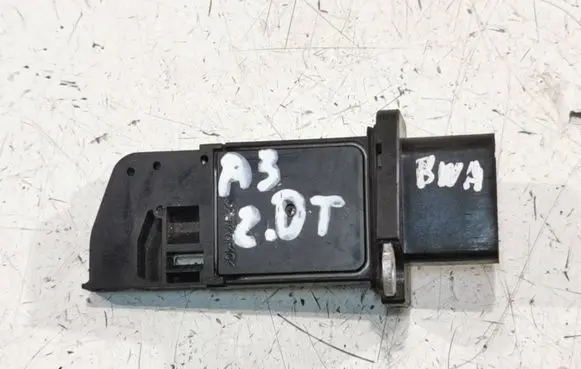 Audi A3 S3 8P Mass air flow meter 06F906461A 543217