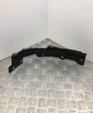 BMW 4 F32 F33 Other engine bay part 15677210 7331242